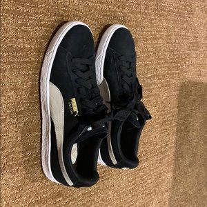 Puma suede sneakers size 9.5 women